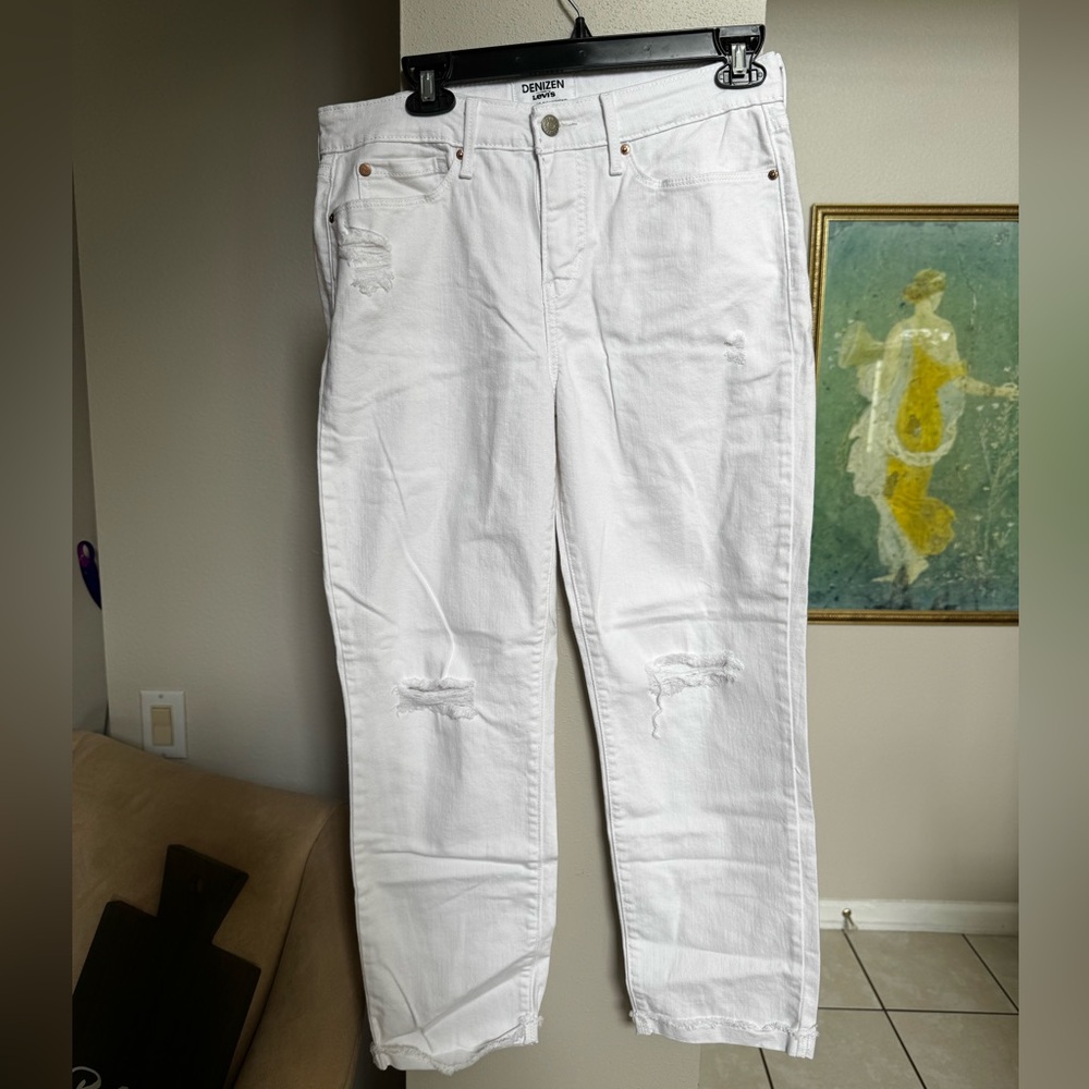 DENIZEN from Levi's Women's Mid-Rise Cropped Boyfriend White Jeans- Size 10 /W30